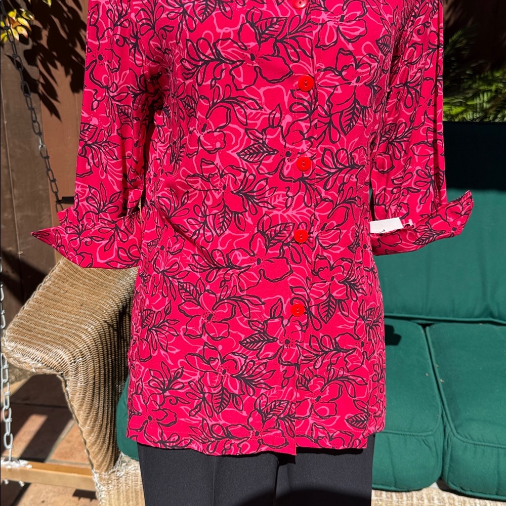 Blue Ginger Hawaiian Print 3/4 Sleeve Blouse - Picture 6 of 9